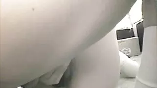 아름다운 중국 여자 거래 여자 고 을 얻 아름다운 건 대학 섹스 파티