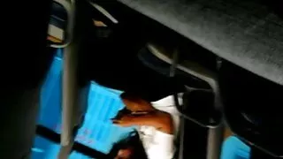 젊은 남성 엿 동료 여행자 에 스타킹 sex 모든 포즈 에 이 강둑