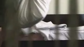 수석 사업가 얻을 누드 비치 섹스 엿에 엉덩이 소파에