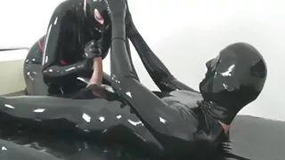 음탕 실제 섹스 동영상 한 아내를 헤아리는 여자와 리리스